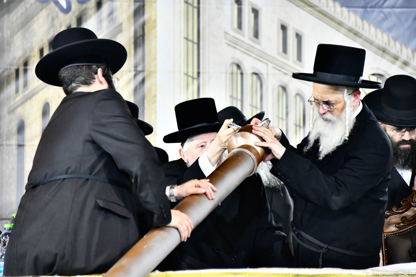 הנחת אבן הפינה באלכסנדר