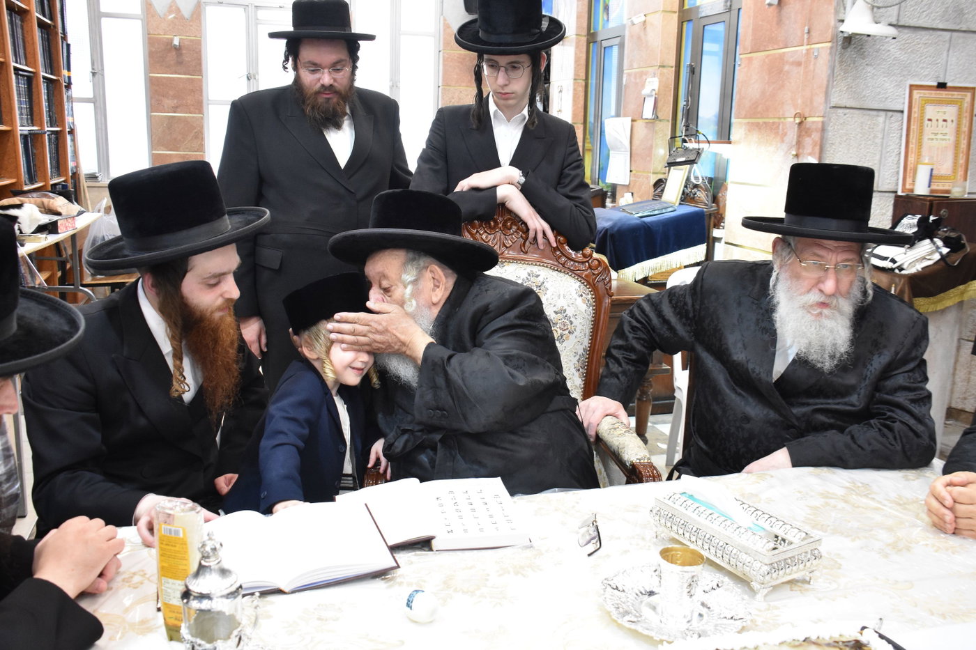 לימוד א'ב' לבן נין אדמו"ר מנאראל 