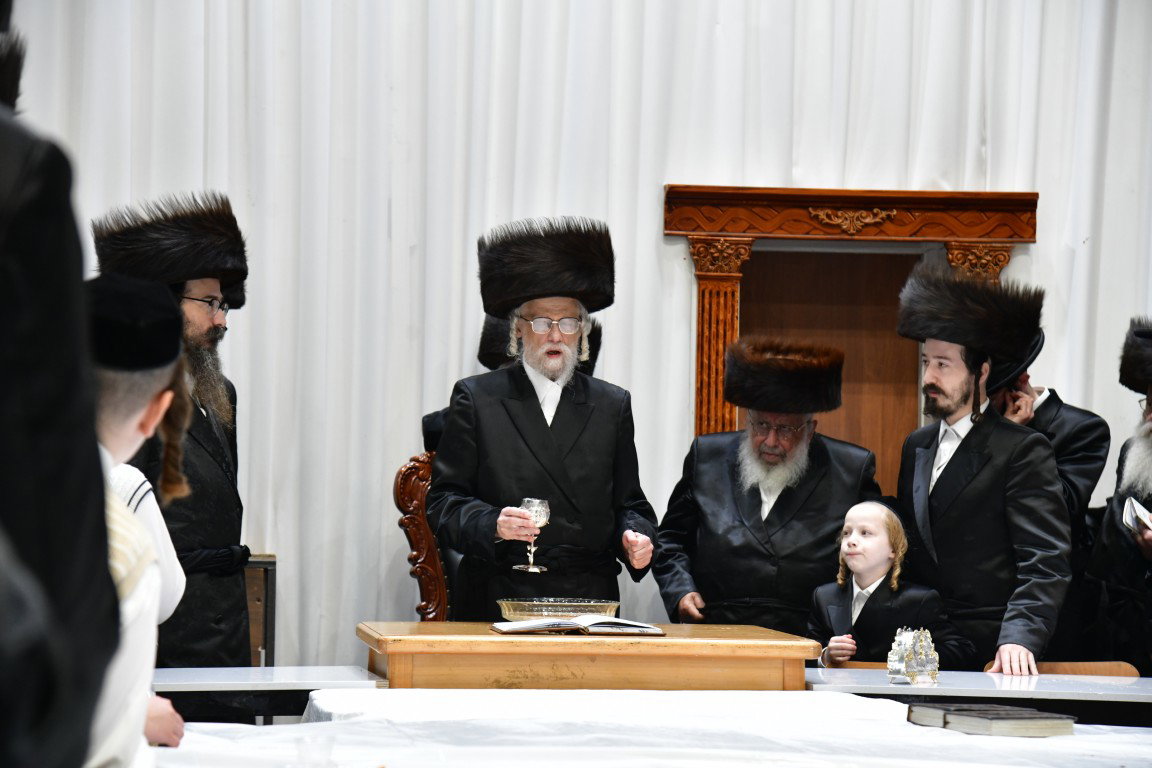 מוצאי שבת יארצייט בסערט ויזניץ