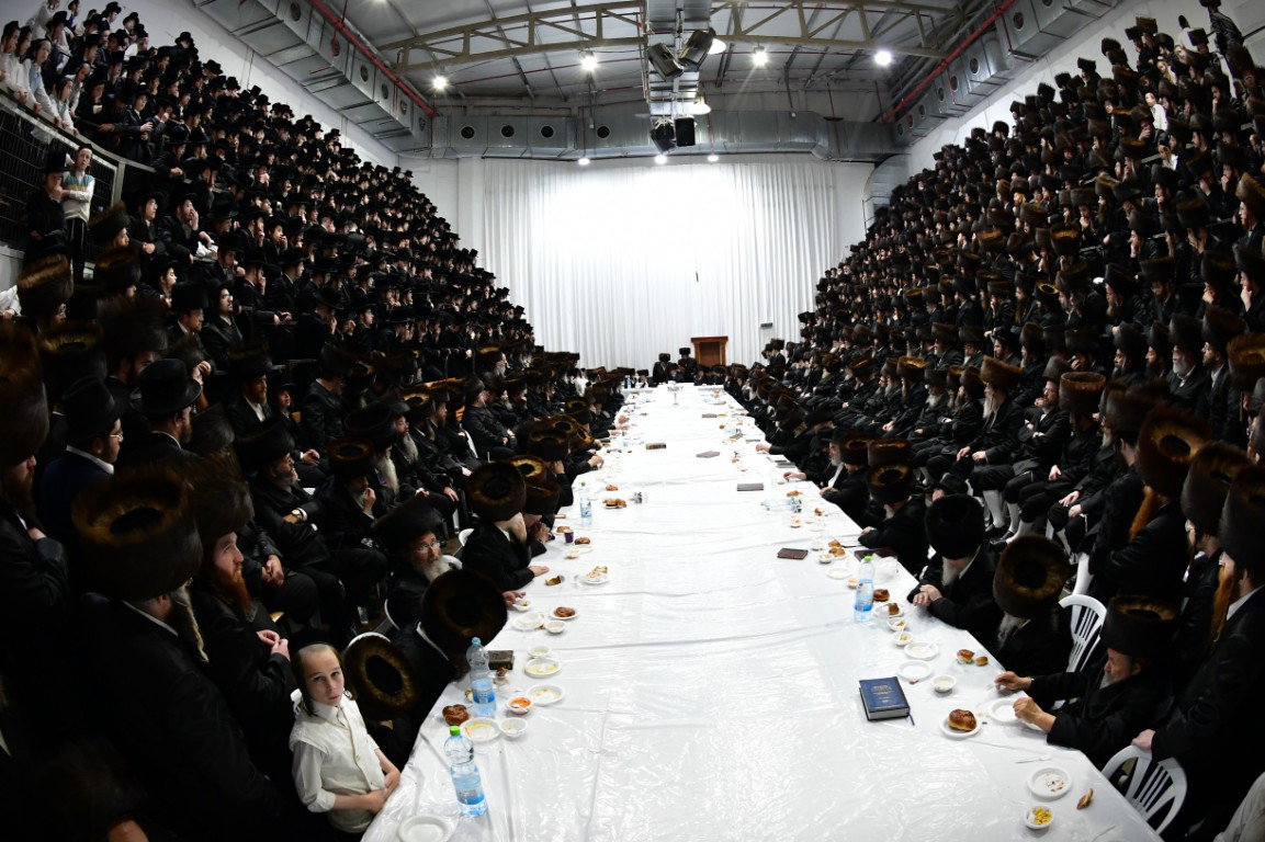 מוצאי שבת יארצייט בסערט ויזניץ