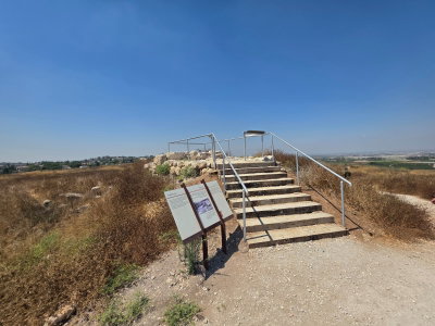 קבר השייח' בתל גזר