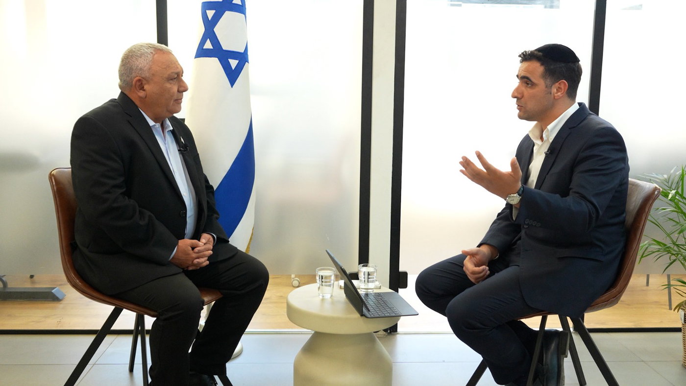 יו"ר 'ישר!' גדי איזנקוט בריאיון ל'כיכר השבת'