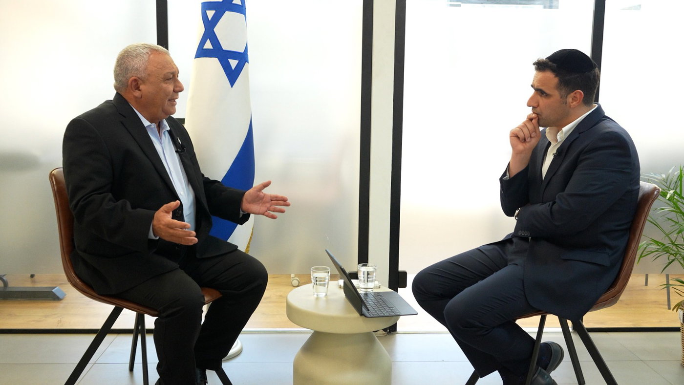 יו"ר 'ישר!' גדי איזנקוט בריאיון ל'כיכר השבת'