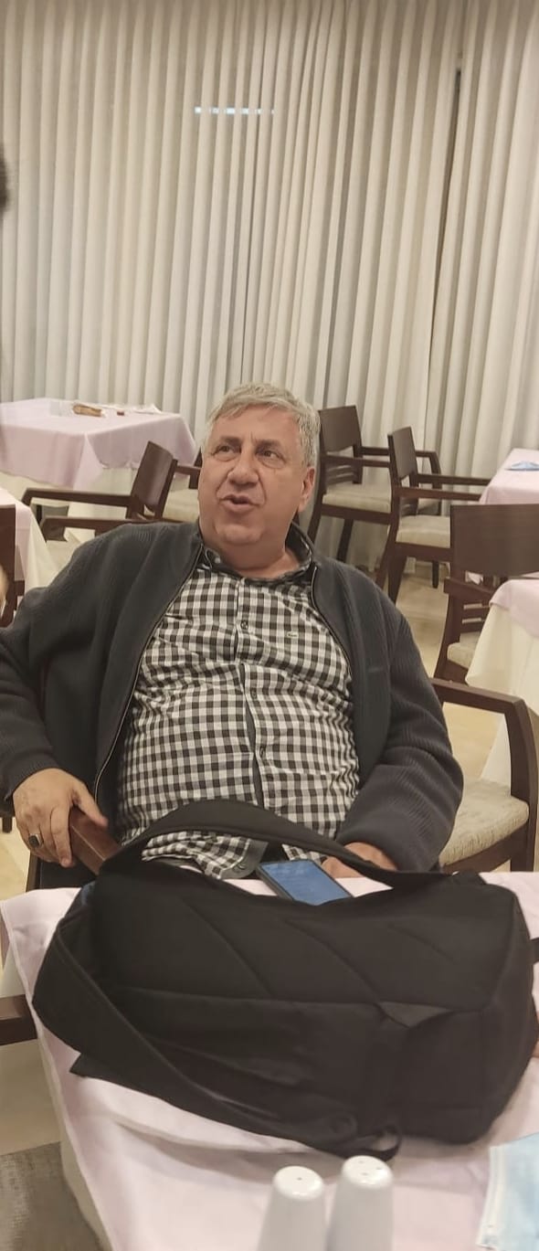 יעקב ברדוגו במזנון החכ"ים בכנסת