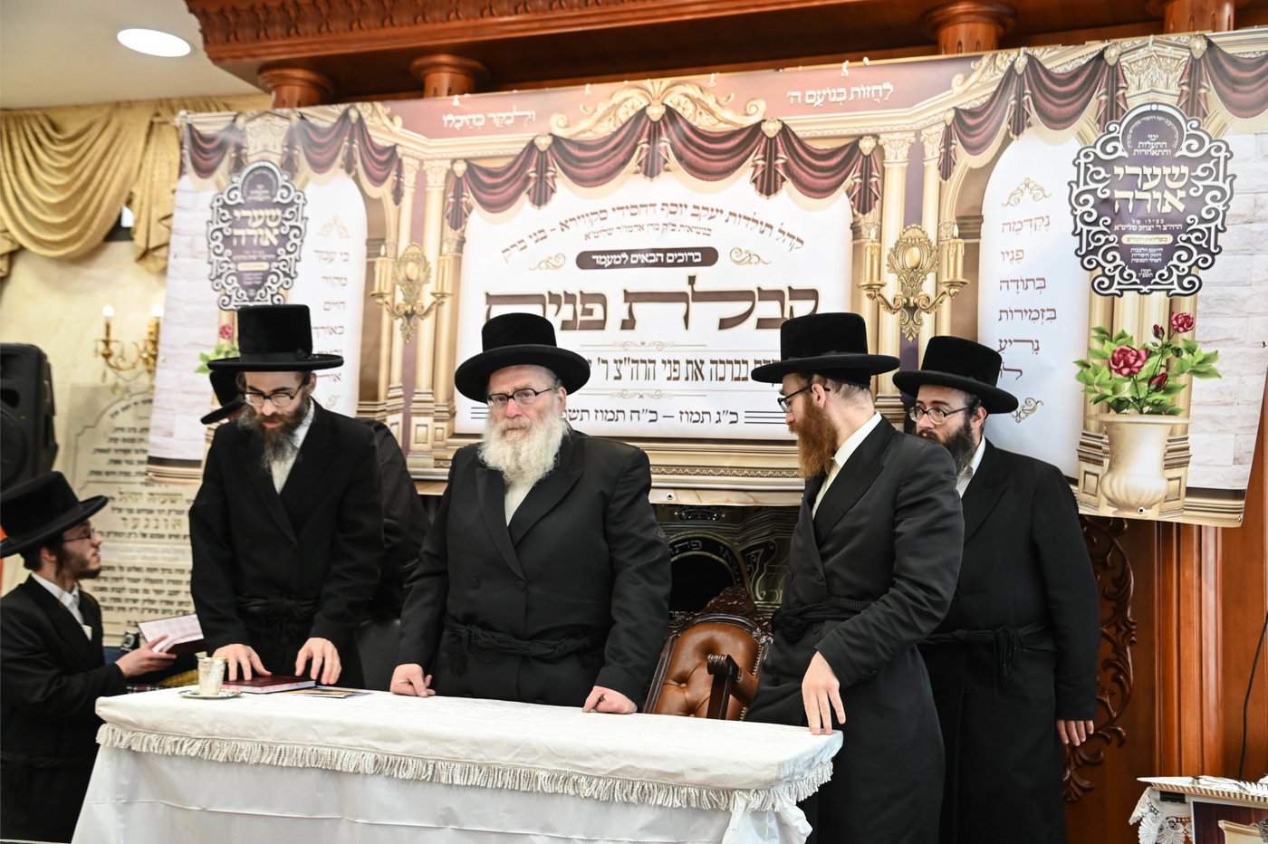 הרה"צ רבי יצחק טווערסקי בביקור בארץ