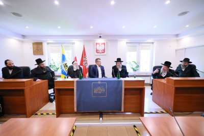 רבי ישראל מנחם אלתר בעיריית ראדזימין
