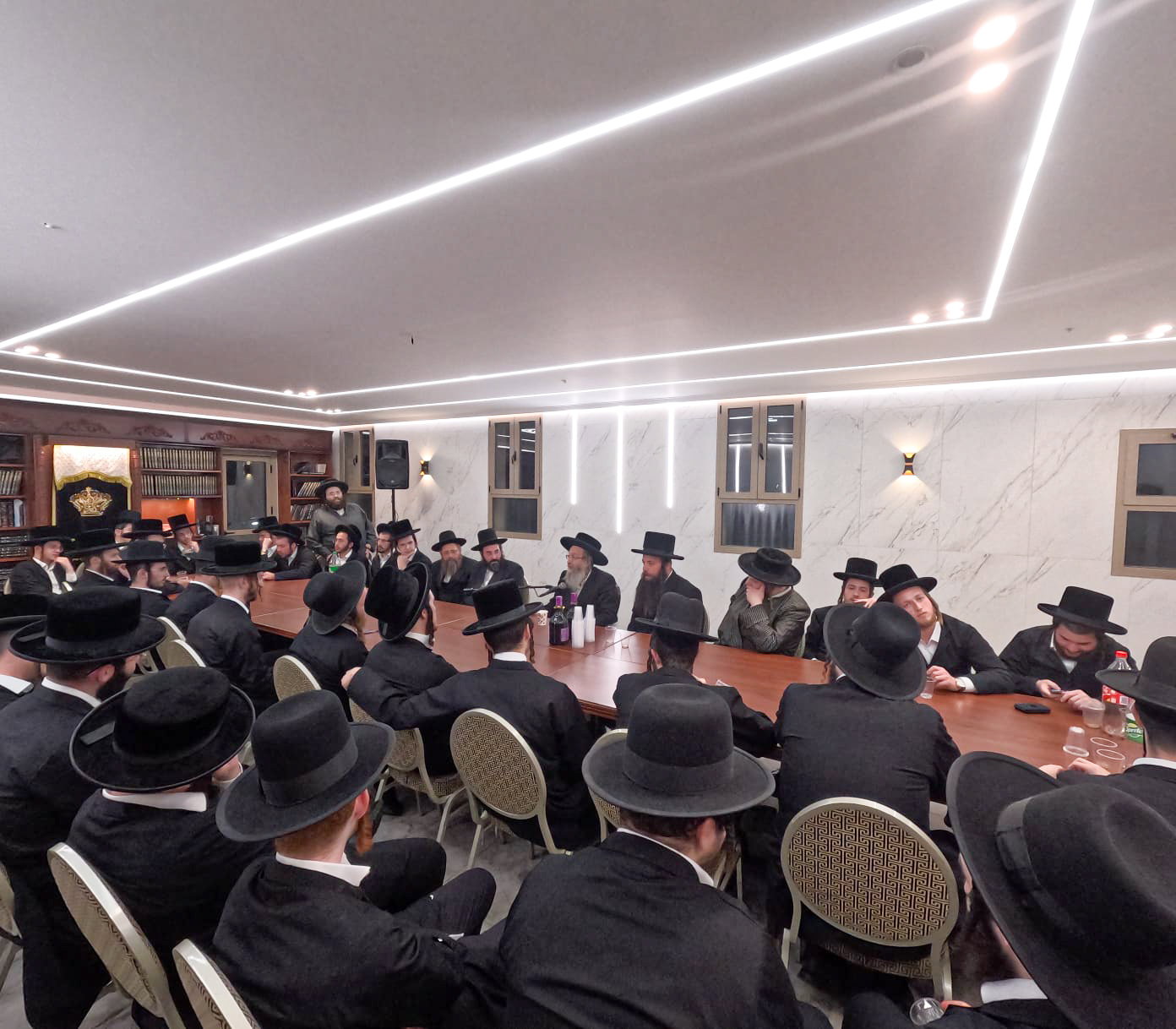 הרה"צ ר' אלימלך בידרמן בישיבת אהבת דוד