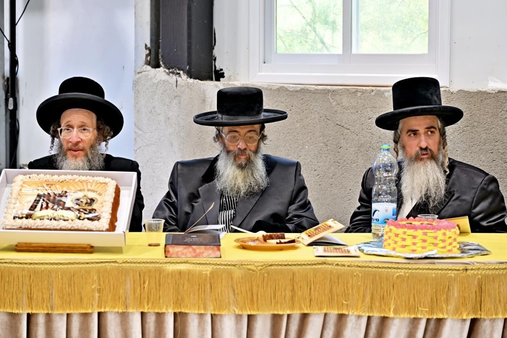 מסיבת חומש במכנובקא בעלזא בית שמש