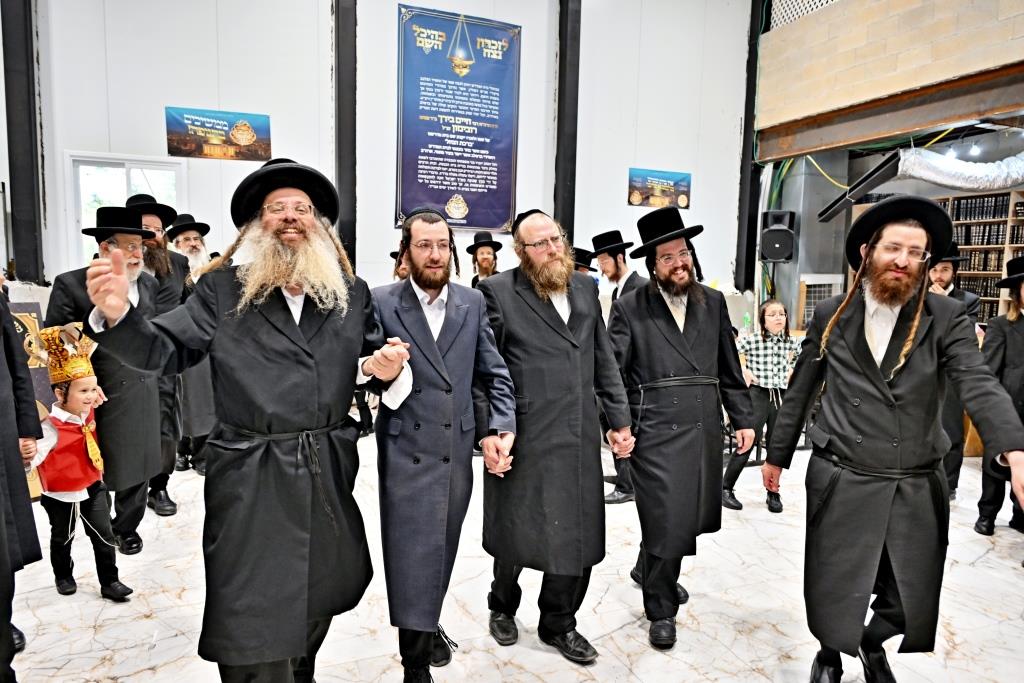 מסיבת חומש במכנובקא בעלזא בית שמש
