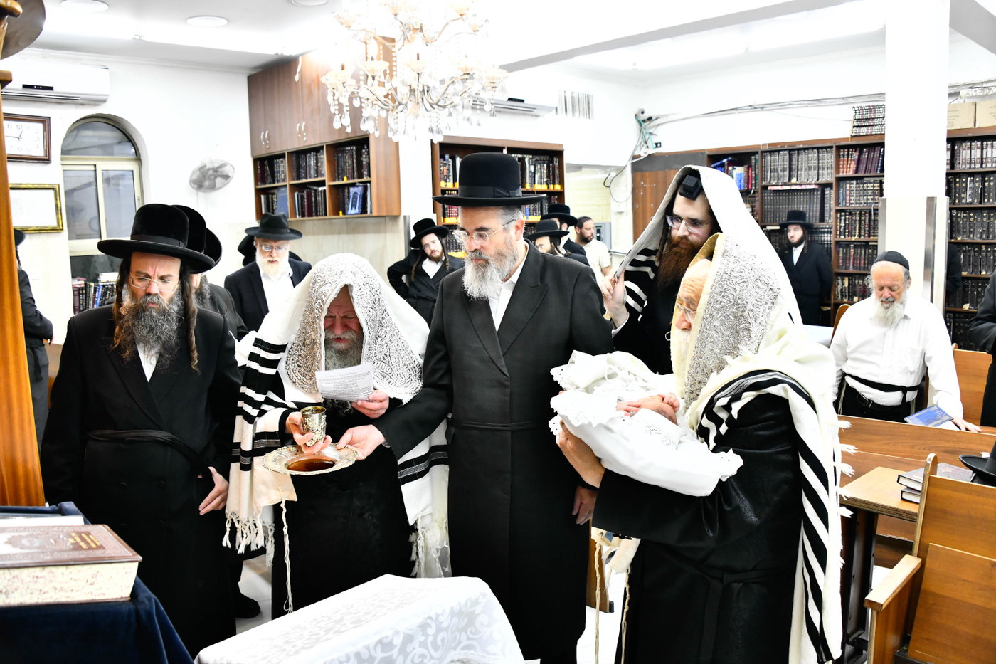 שמחת הברית לנכד האדמו"ר מקוזמיר