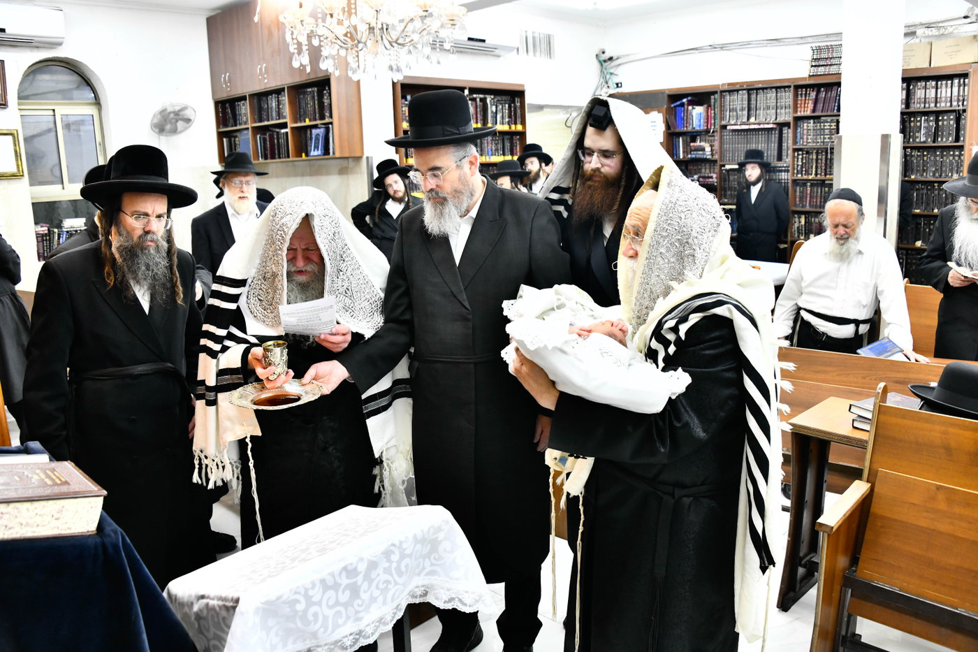 שמחת הברית לנכד האדמו"ר מקוזמיר