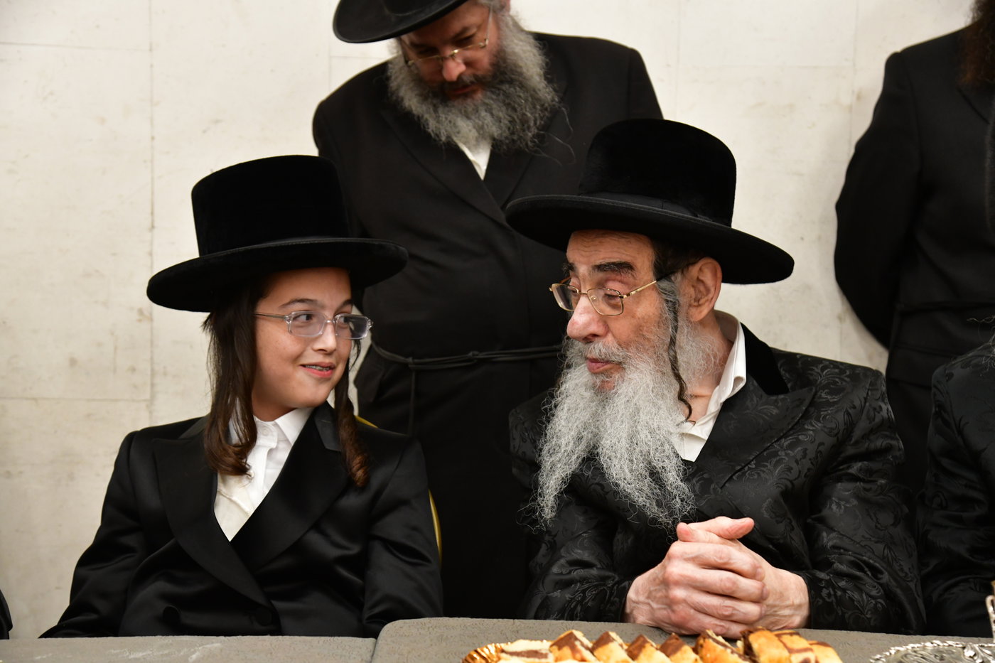 בר מצוה לנכד האדמו"ר מביאלה ישרי לב 