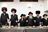 בר מצוה לנכד האדמו"ר מביאלה ישרי לב 