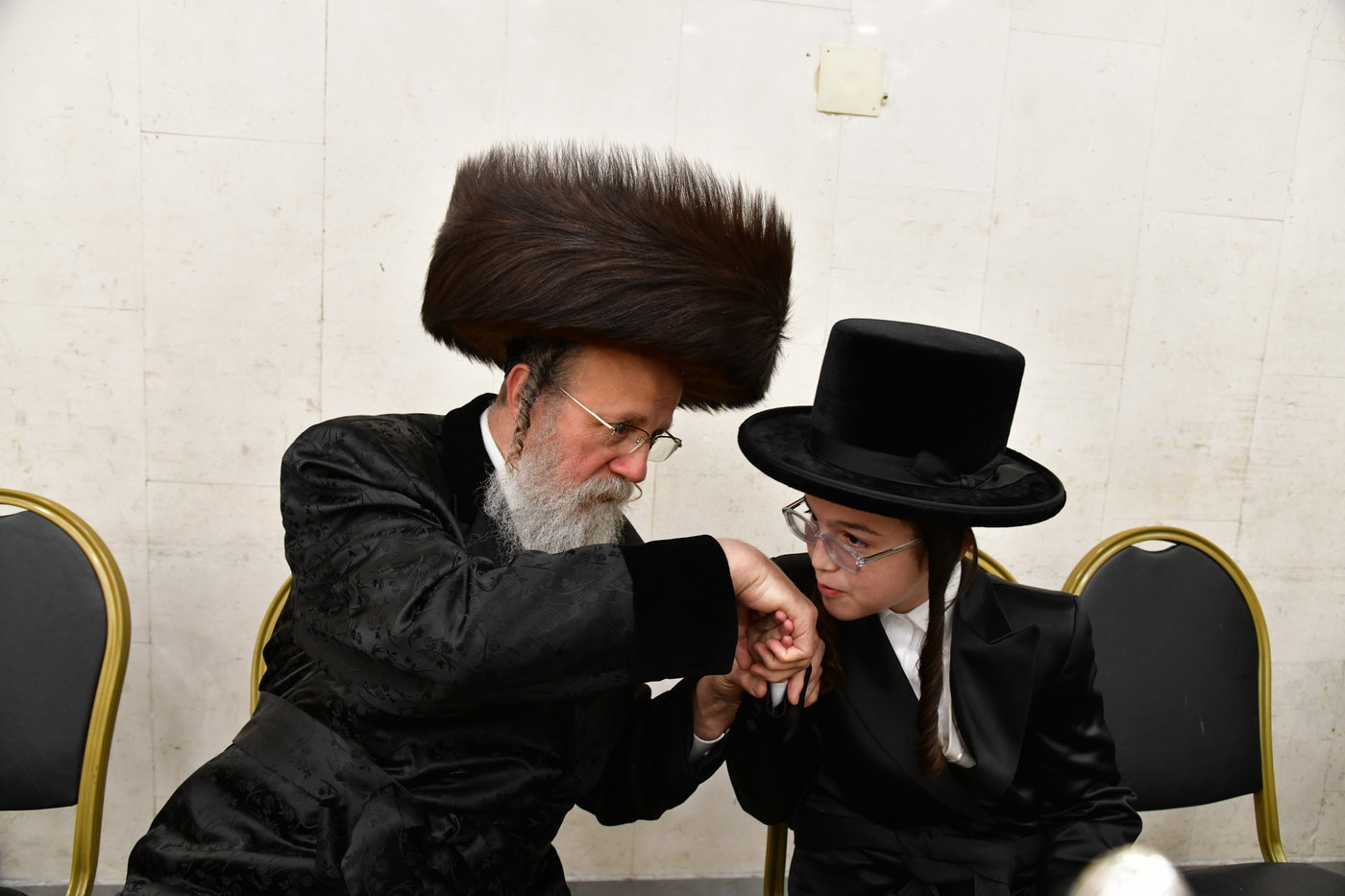 בר מצוה לנכד האדמו"ר מביאלה ישרי לב 