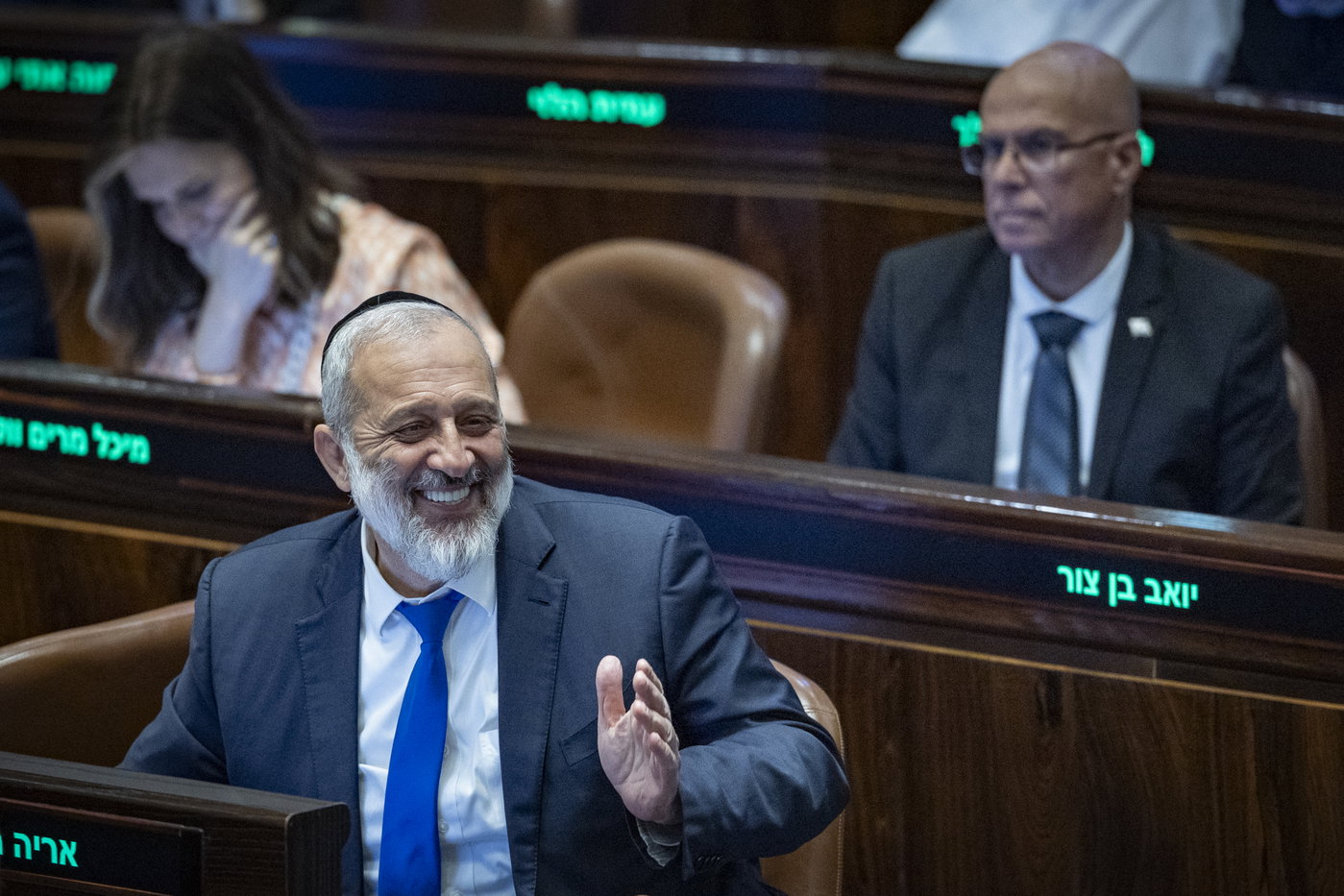 חגיגות בכנסת לאחר ההצבעה