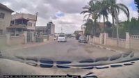 צפו בתיעוד: האחים שהמתינו במארב ודקרו באכזריות בגלל חסימת נתיב