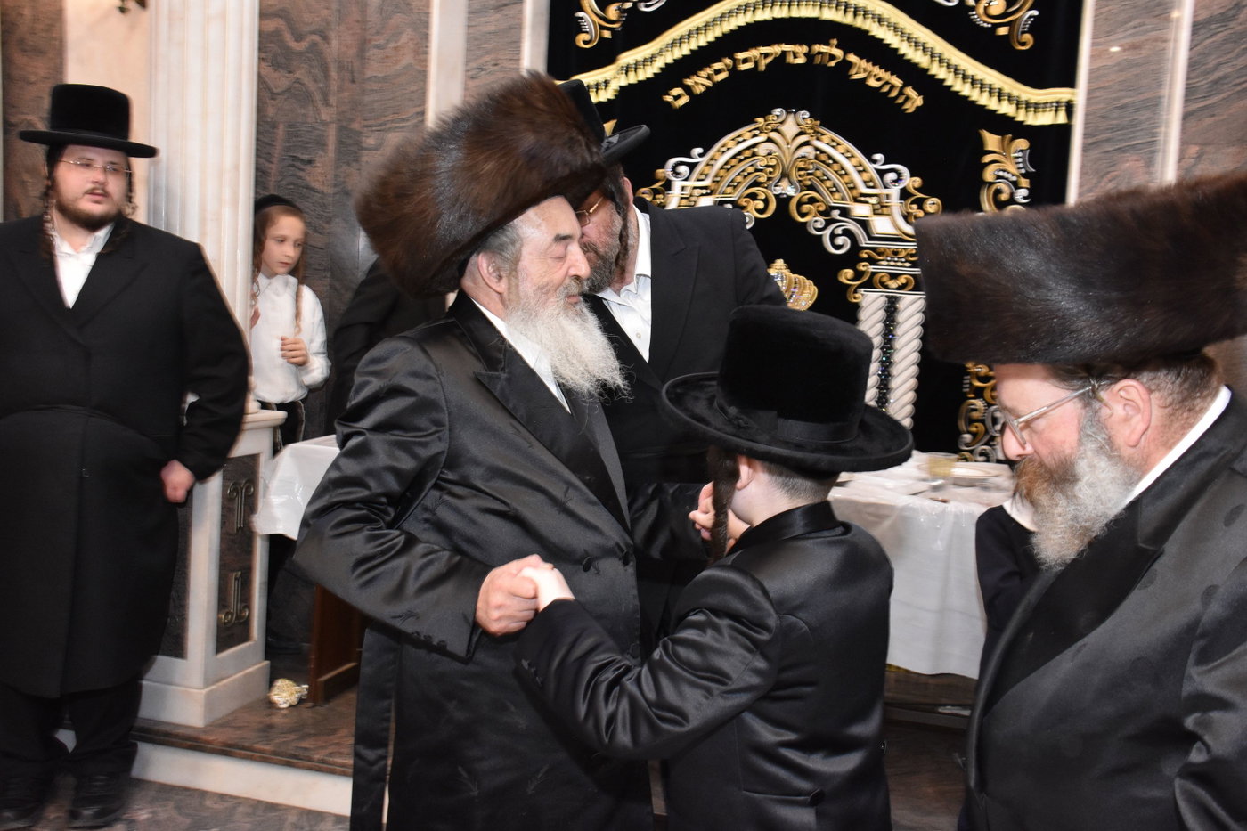 שמחת בר המצווה לנכד האדמו"ר מלעלוב