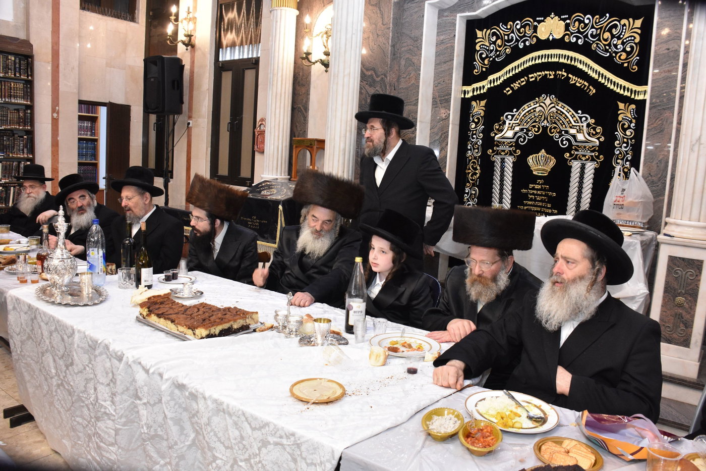 שמחת בר המצווה לנכד האדמו"ר מלעלוב