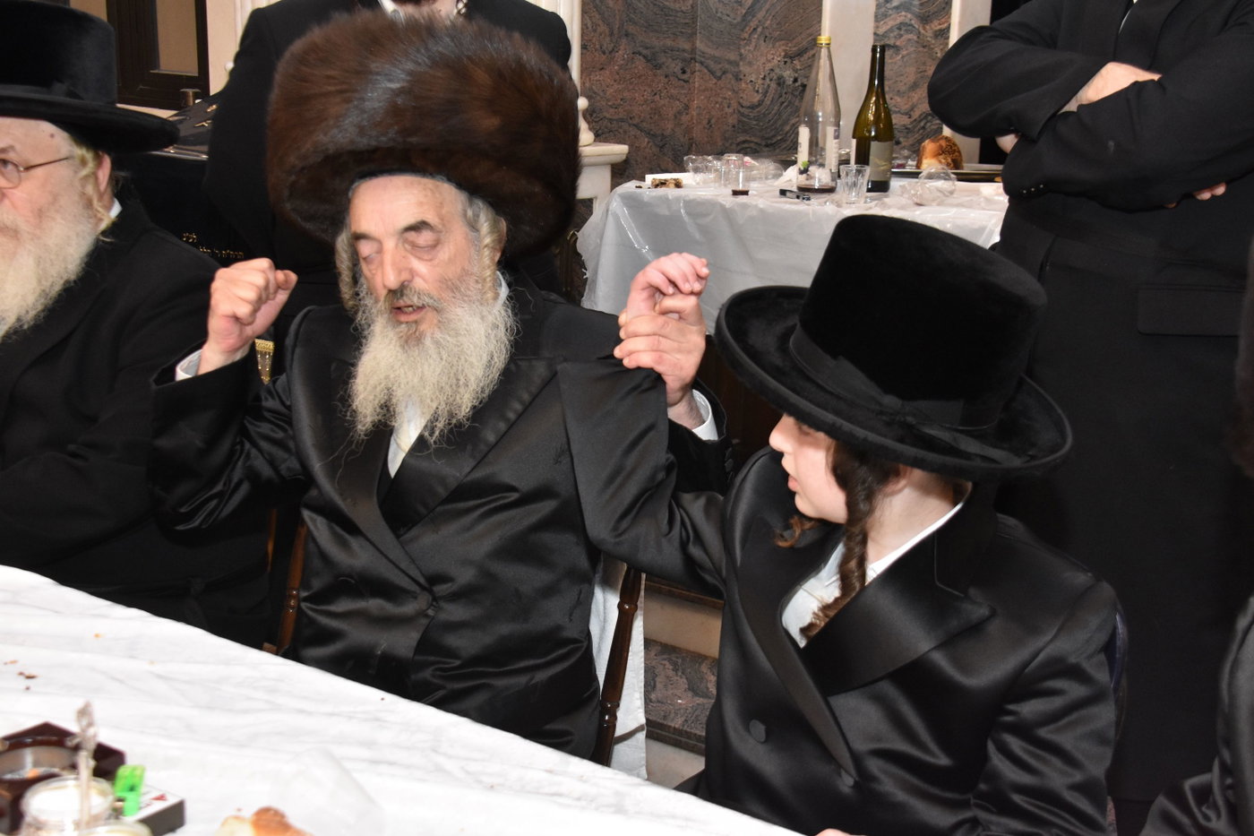 שמחת בר המצווה לנכד האדמו"ר מלעלוב