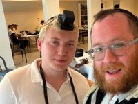 "אני לא יהודי": ההודעה המסתורית באמצע שחרית והדמעות שפרצו בבית הכנסת