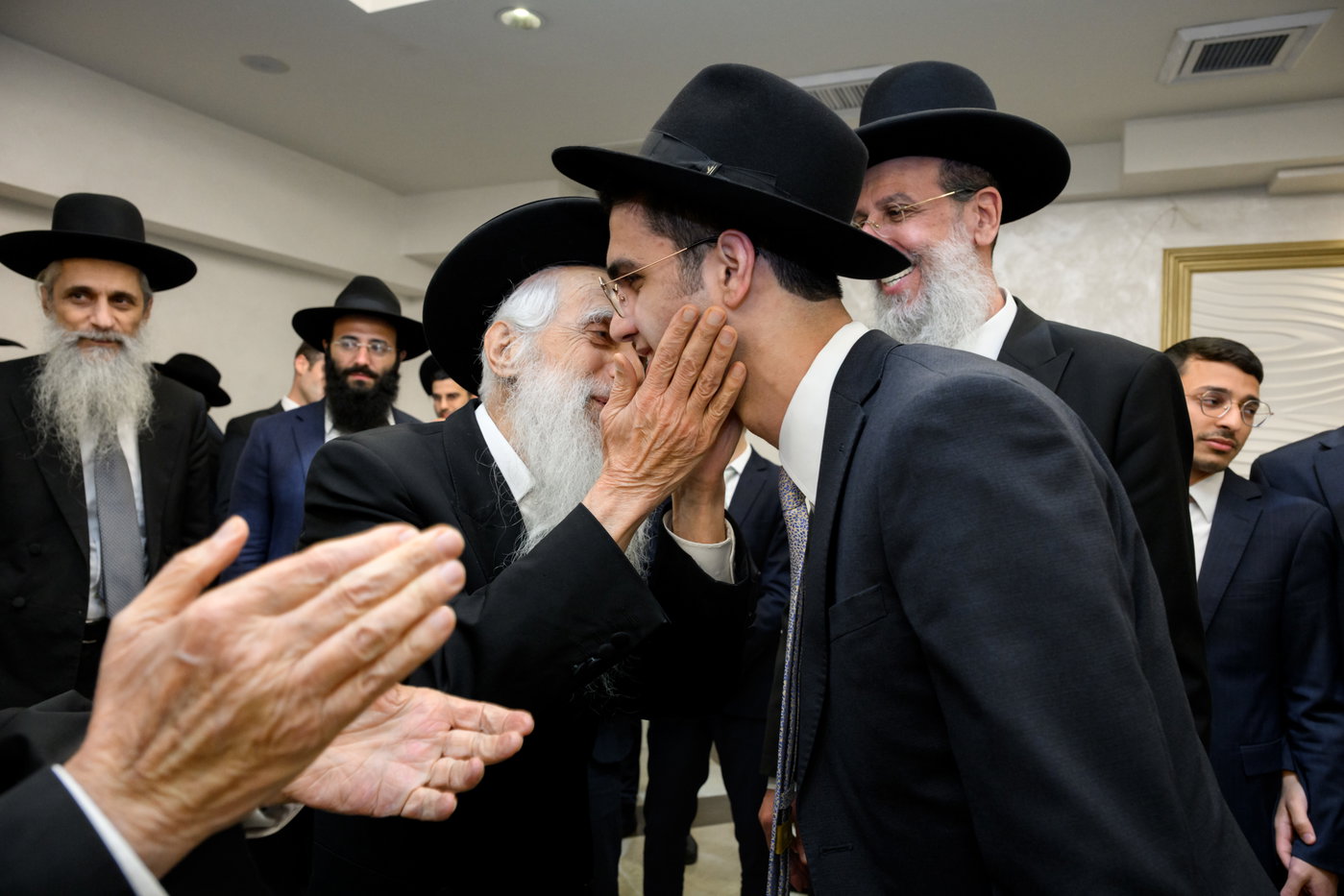 שמחת אירוסי נכד הגר"י כהן
