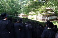 האדמו"ר מסאטמר במנוחה בניו העמפשיר