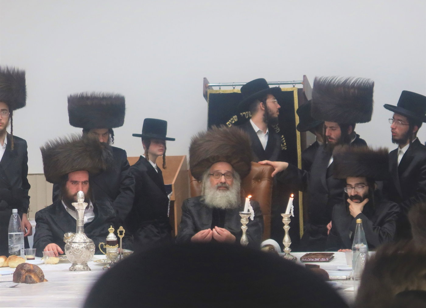 האדמו"ר מויז'ניץ בית שמש בעמנואל