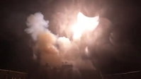 שעות של ירי מהאוויר: כך נראו התקיפות הדרמטיות ברחבי איראן | צפו בתיעודים