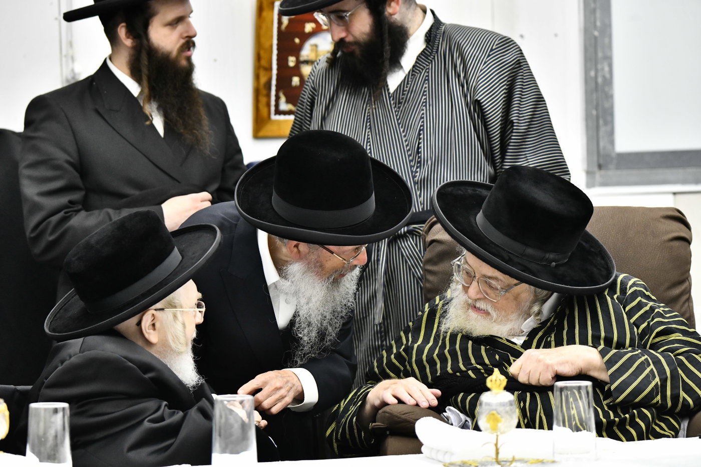 שמחת בית תולדות אברהם יצחק - לעלוב 