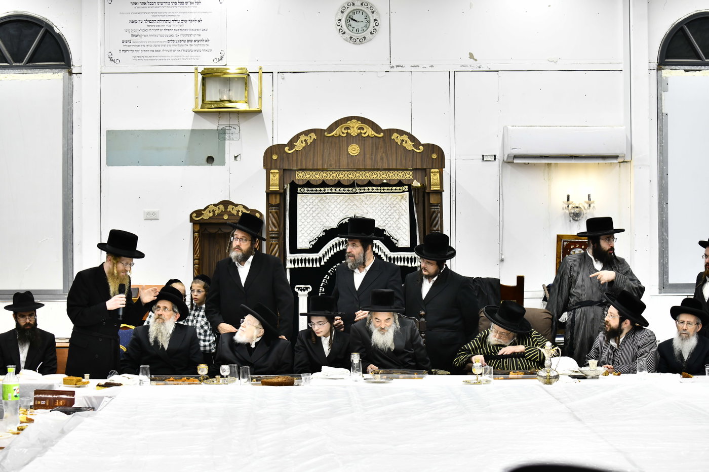שמחת בית תולדות אברהם יצחק - לעלוב 