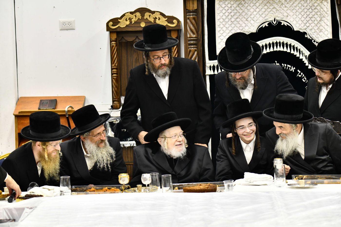 שמחת בית תולדות אברהם יצחק - לעלוב 