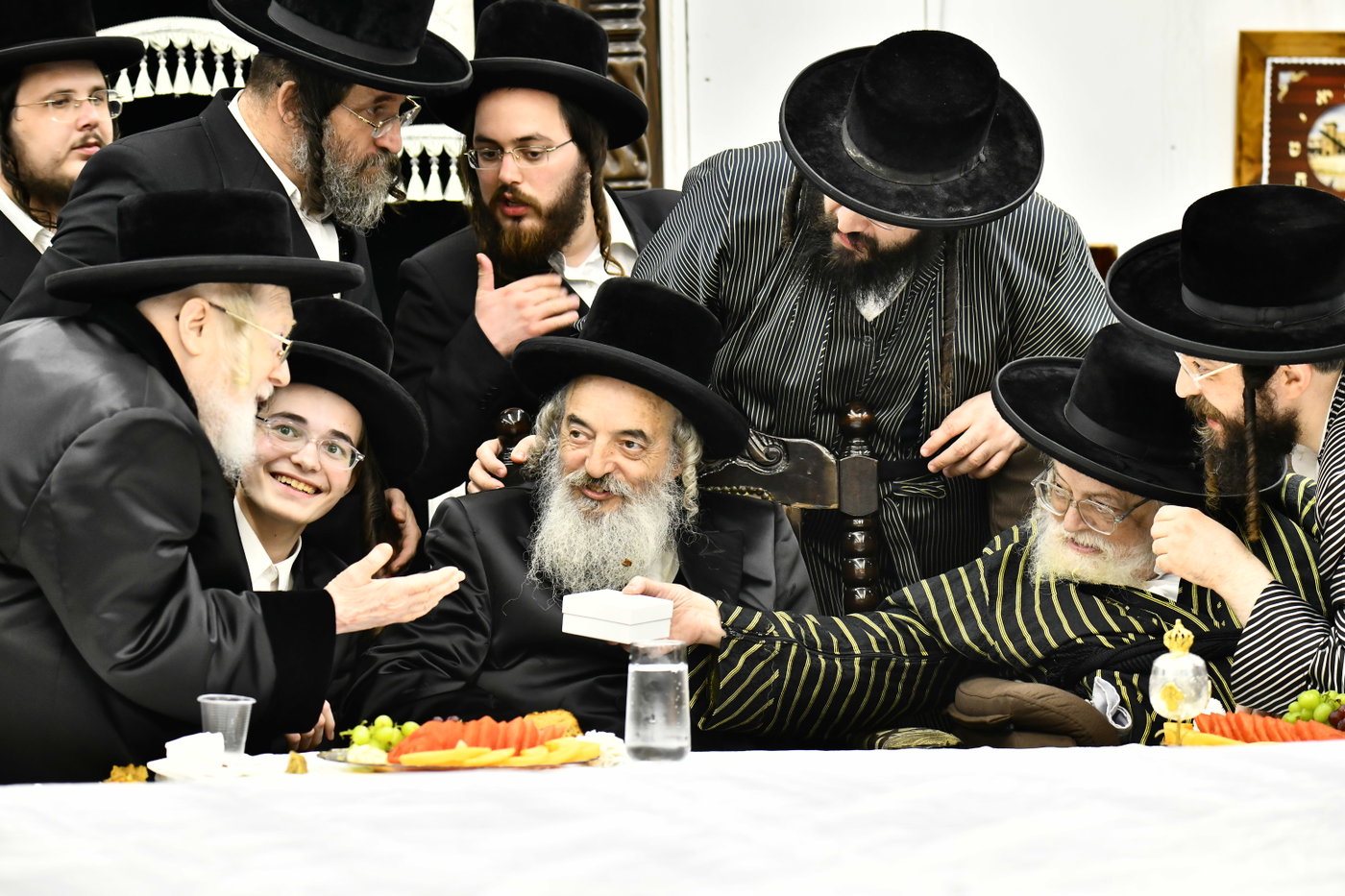 שמחת בית תולדות אברהם יצחק - לעלוב 