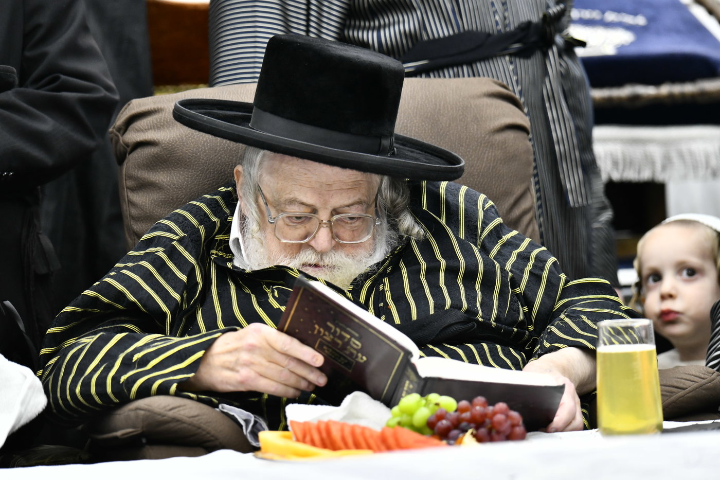 שמחת בית תולדות אברהם יצחק - לעלוב 