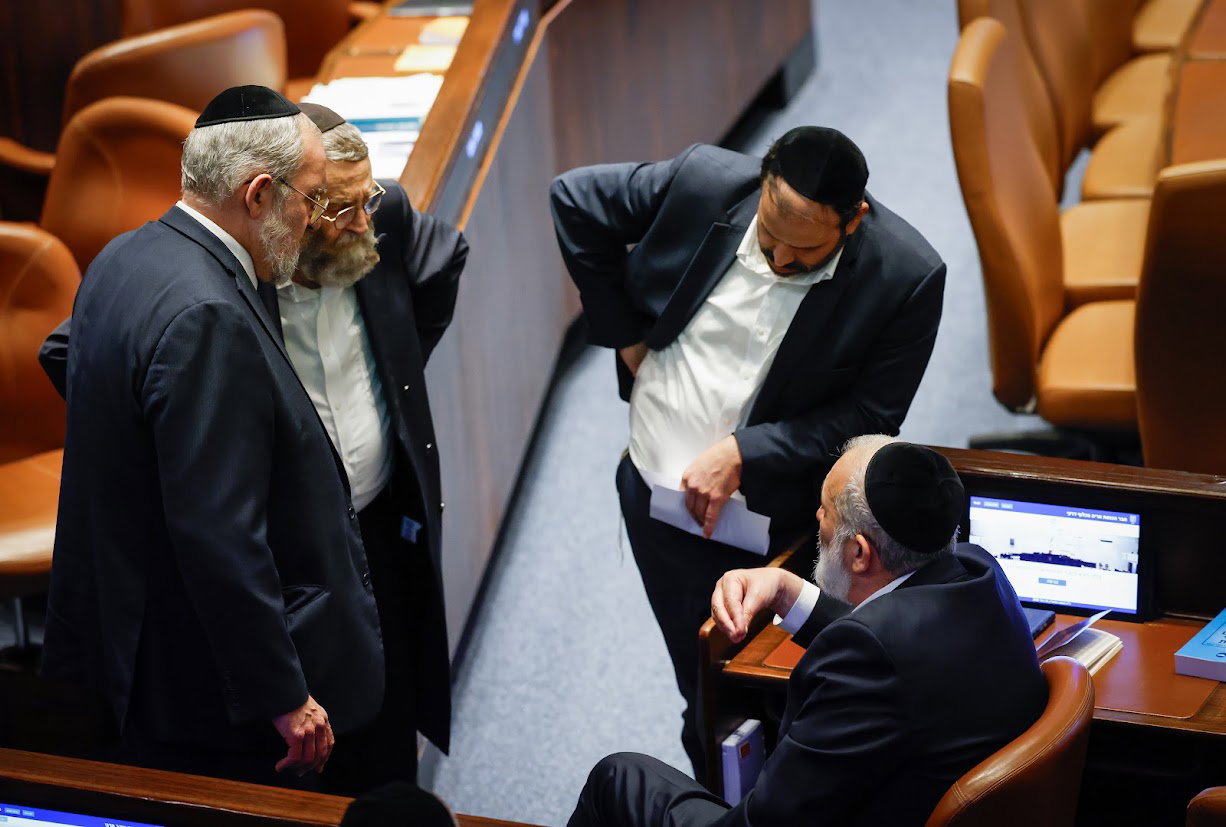 חברי הכנסת החרדים בהצבעה על הוראת שעה מניעת המעצרים