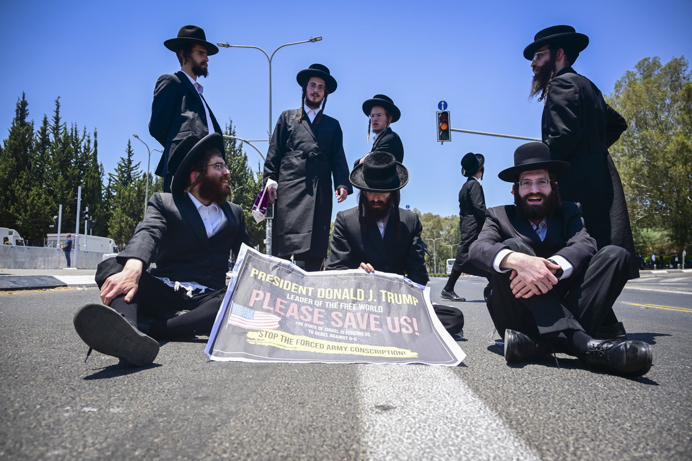 הפגנה מול לשכת הגיוס בתל השומר