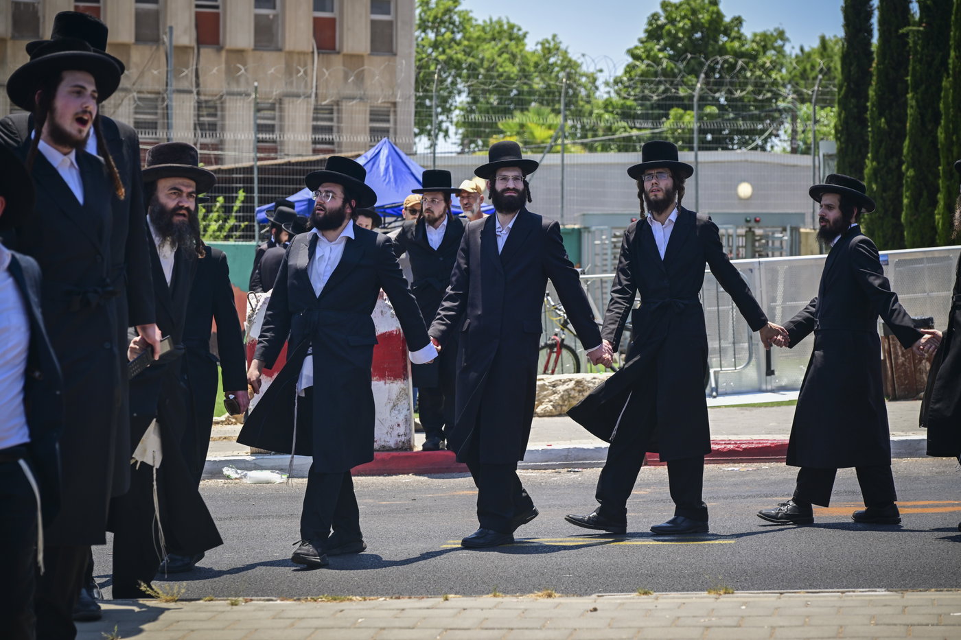 הפגנה מול לשכת הגיוס בתל השומר