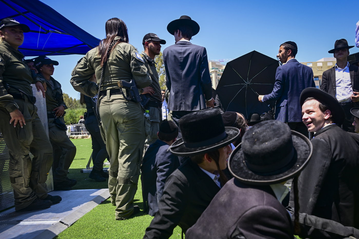 הפגנה מול לשכת הגיוס בתל השומר