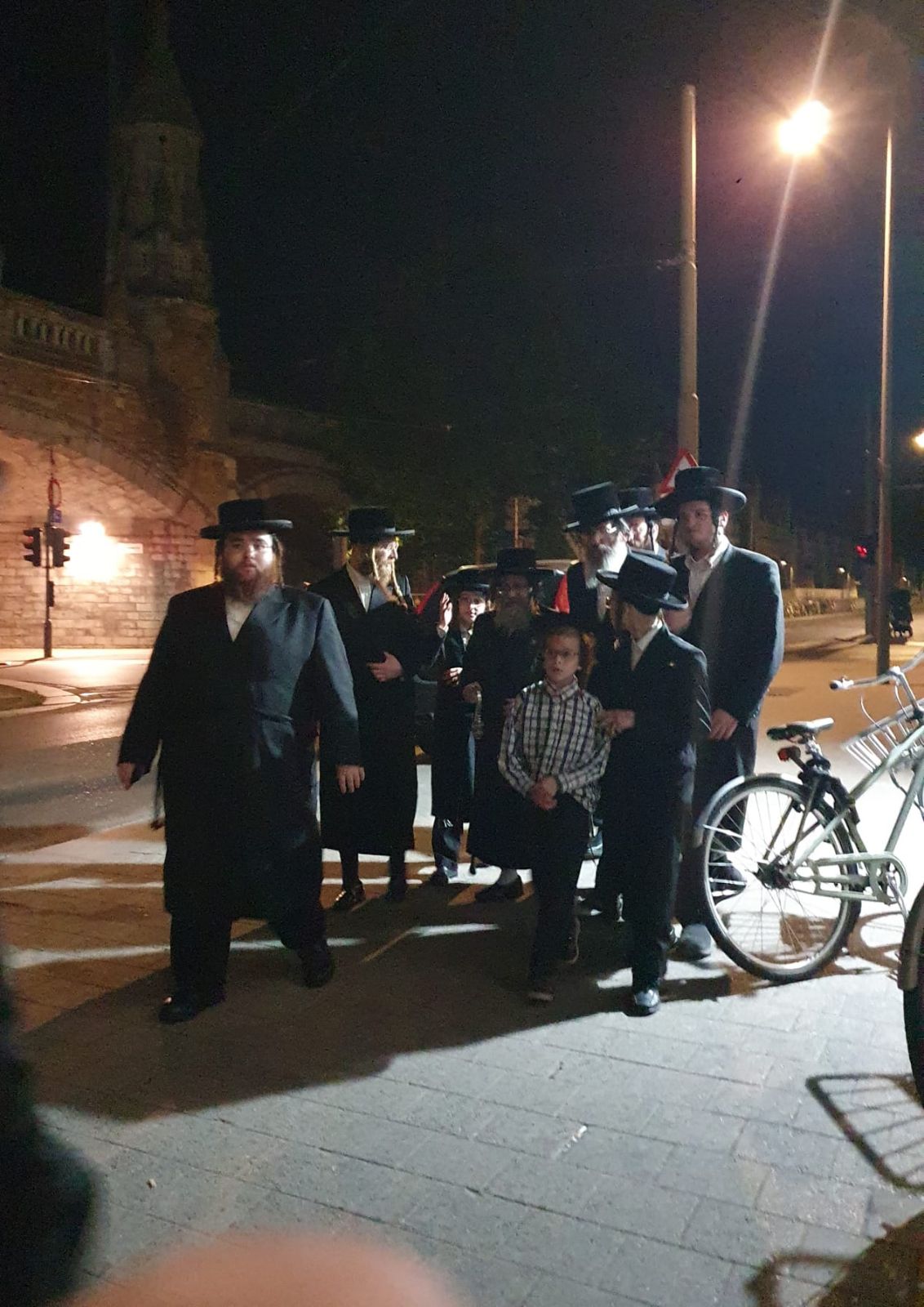 האדמו"ר מקרעטשניף סיגעט בביקור באנטווערפן 