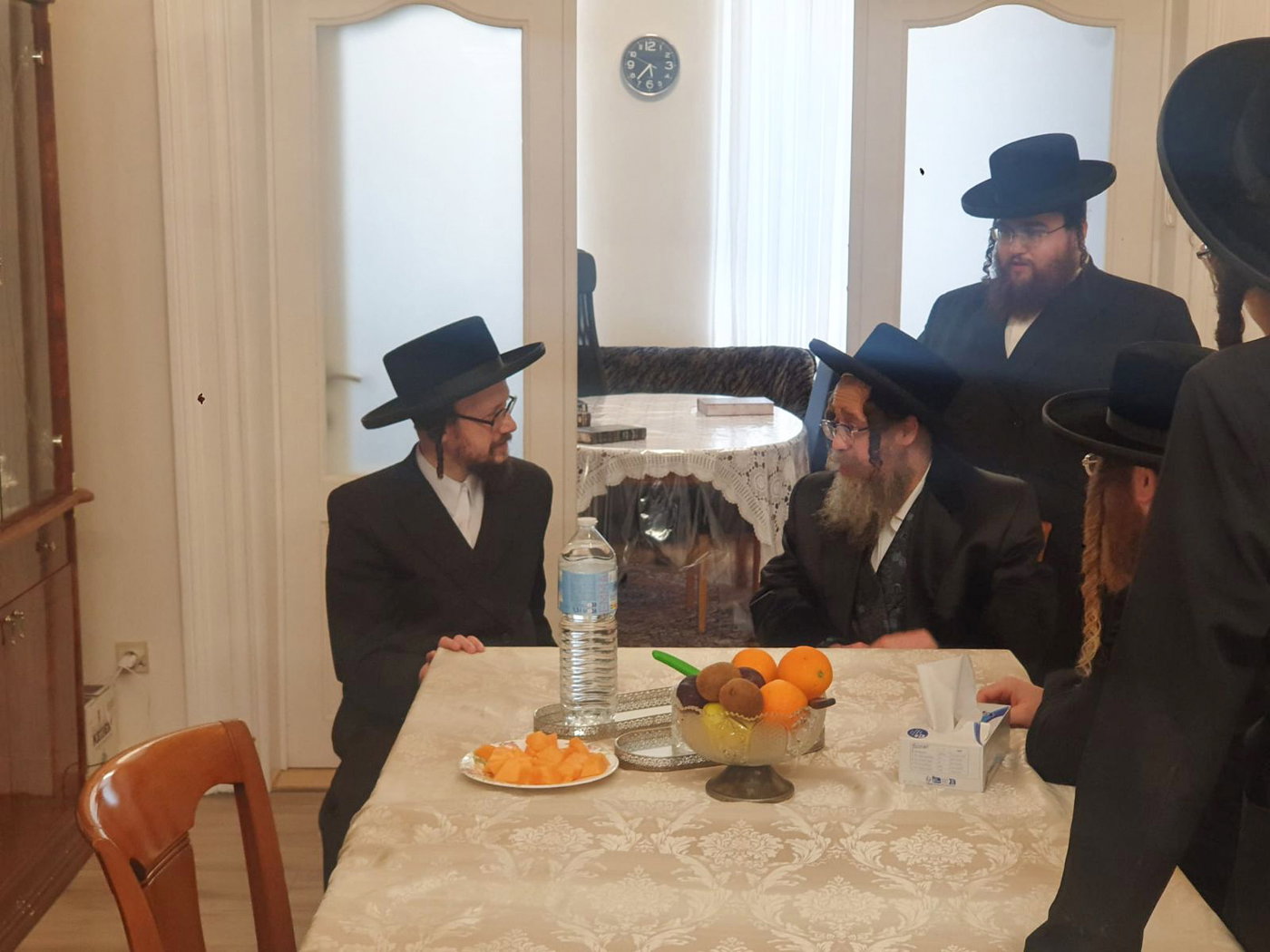 האדמו"ר מקרעטשניף סיגעט בביקור באנטווערפן 