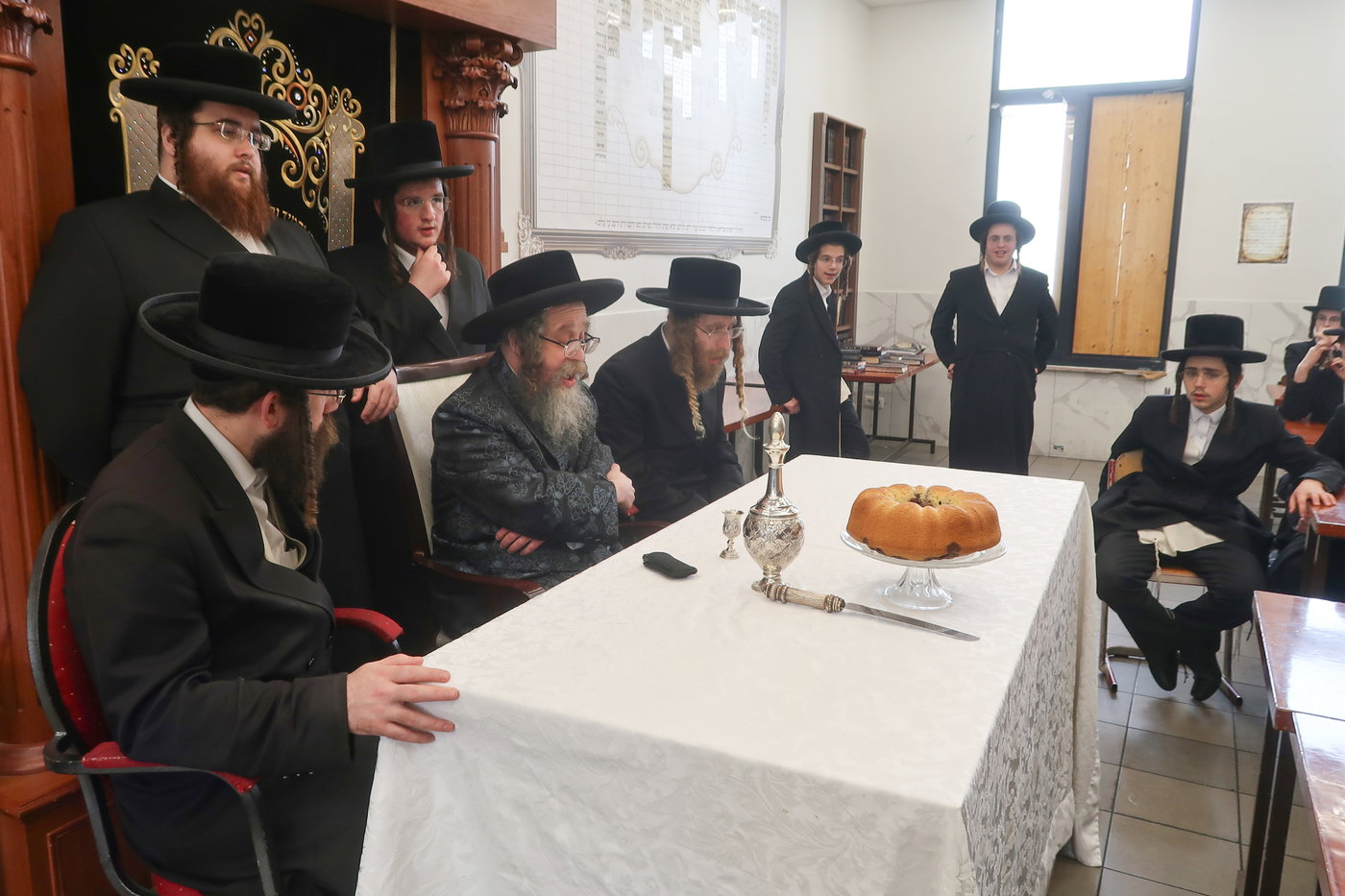 האדמו"ר מקרעטשניף סיגעט בביקור באנטווערפן 