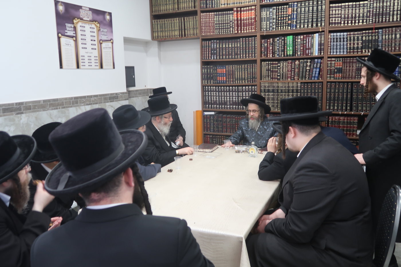 האדמו"ר מקרעטשניף סיגעט בביקור באנטווערפן 