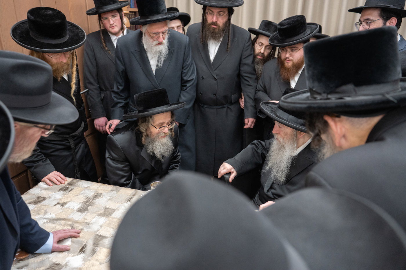 האדמו"ר מקרעטשניף סיגעט בביקור באנטווערפן 