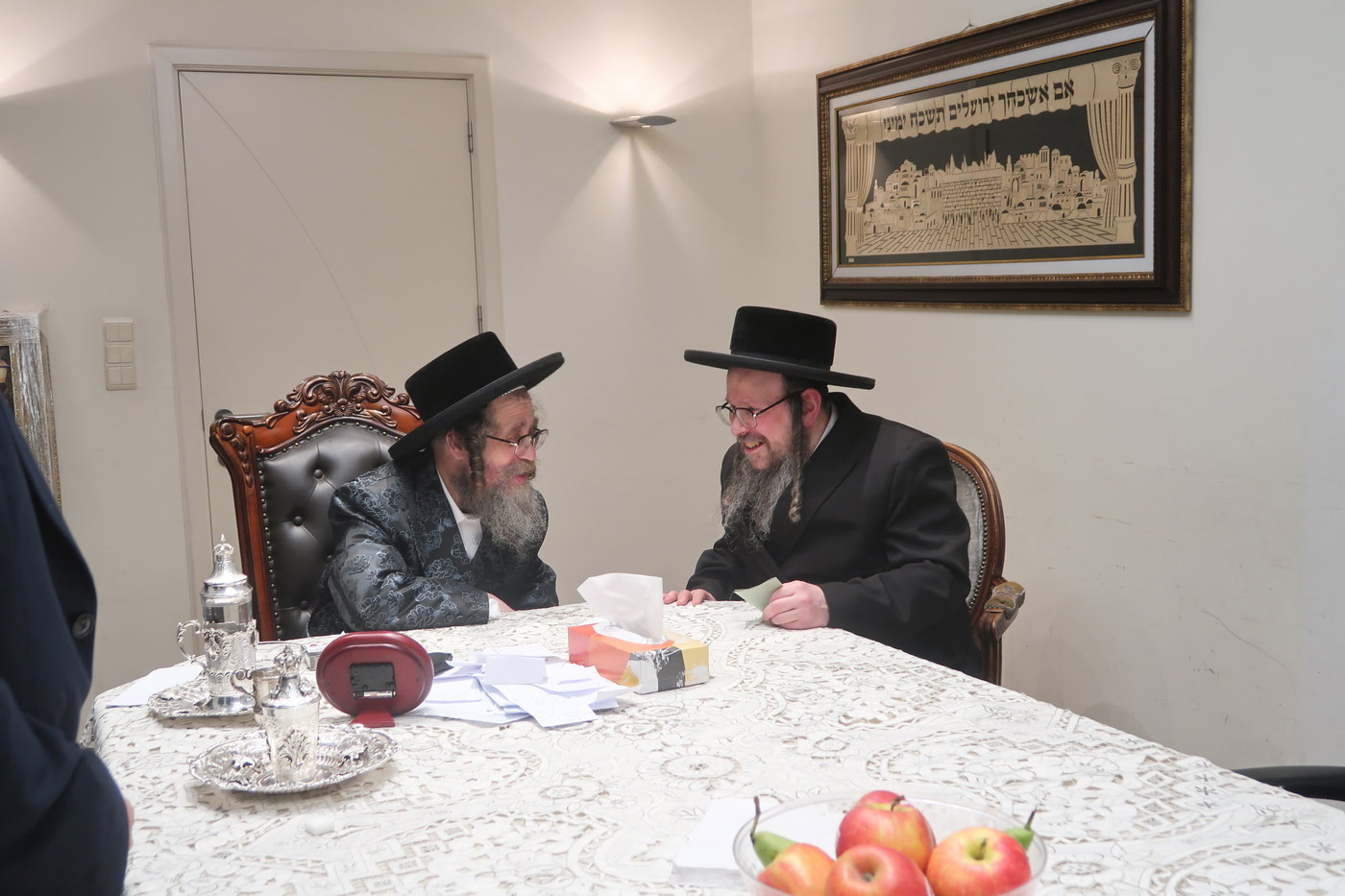 האדמו"ר מקרעטשניף סיגעט בביקור באנטווערפן 