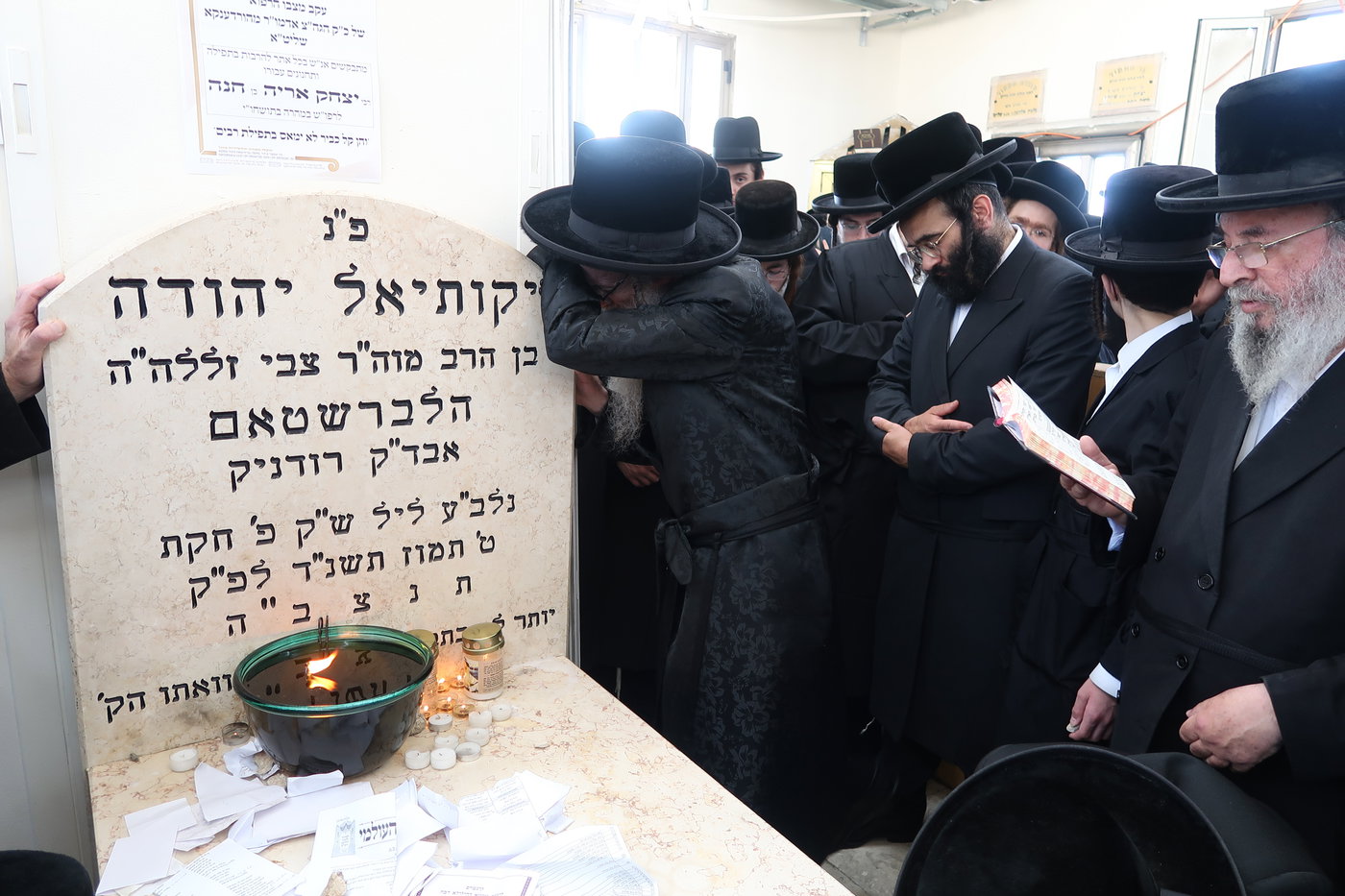 האדמו"ר מצאנז זוועהיל בביקור בארץ