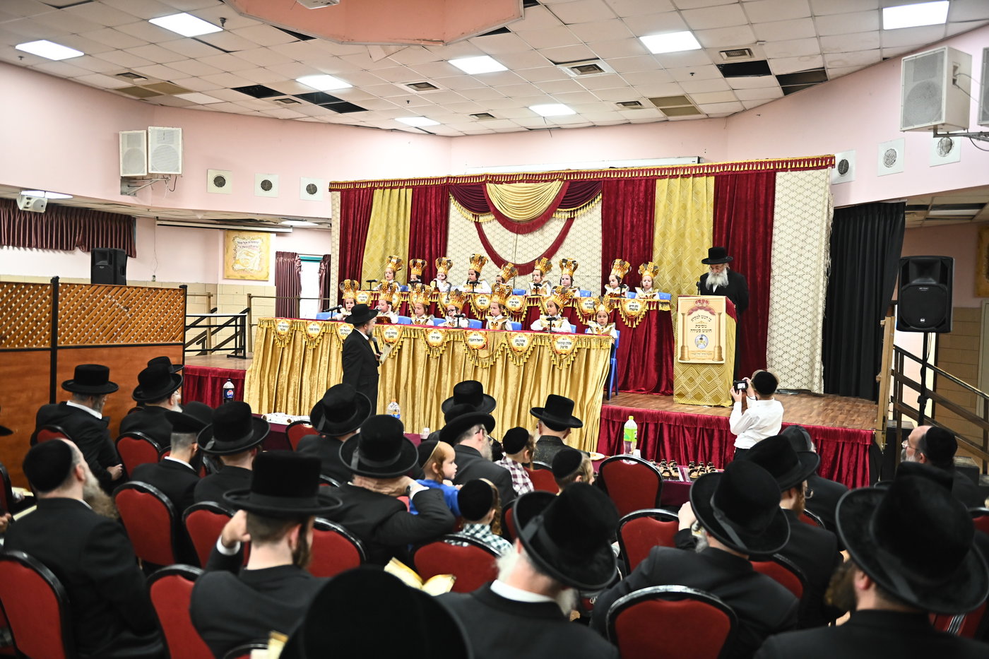 מסיבת חומש בת"ת החסידי בקריית הבעש"ט