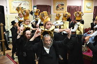 מסיבת חומש בת"ת החסידי בקריית הבעש"ט