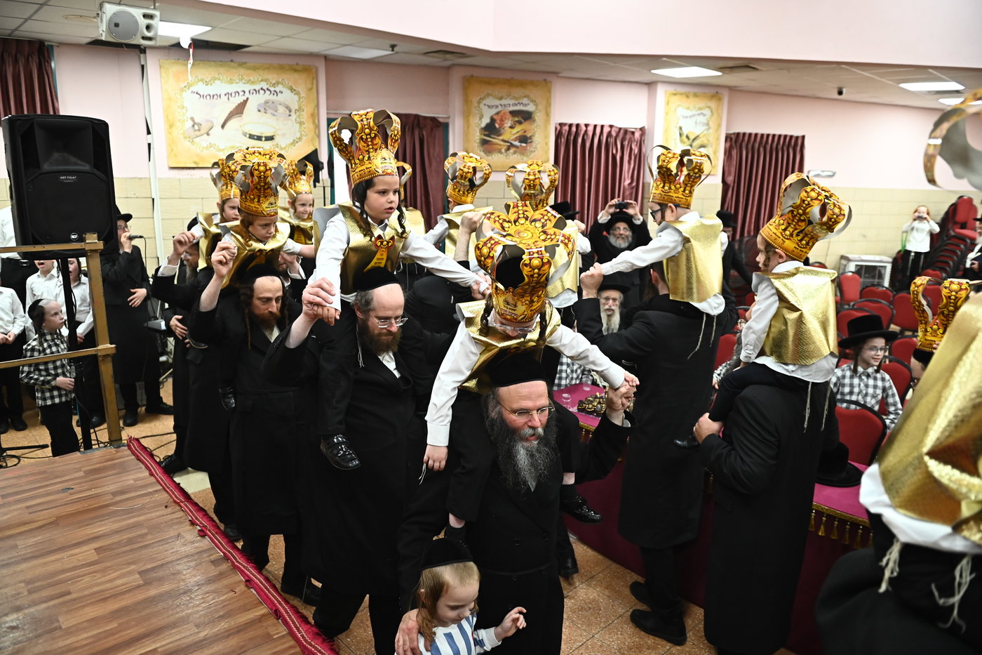 מסיבת חומש בת"ת החסידי בקריית הבעש"ט