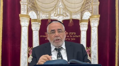 הרב שלמה זביחי בפרסית על פרשת 'דברים' • צפו 