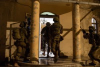 מבצע ענק ביהודה ושומרון: 60 מבוקשים נעצרו, נשק ורחפנים הוחרמו