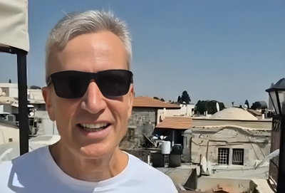 מגיש הטלוויזיה אברי גלעד חשף: "סבא רבא שלי הקים את הישיבה"